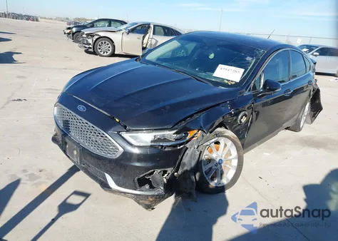 2019 Ford Fusion Energi Titanium from USA, damaged, VIN 3FA6P0SU1KR103927